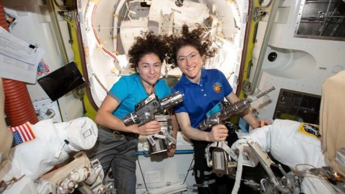 Christina-Koch-e-Jessica-Meir